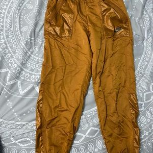 Nike Sportswear Windrunner Tracks Pants